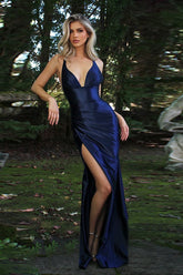 Robe de soirée en satin à col V froncé et fente