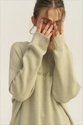 Pull en maille polyvalent à imprimé graphique et coupe ajustée