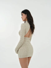 Robe en maille torsadée dos nu