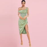 Robe midi asymétrique à une épaule et manches courtes HI1209