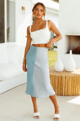 Robe nuisette midi taille haute bicolore pastel