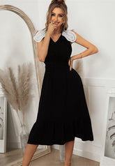 Robe en dentelle festonnée à col noué