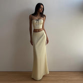 Ensemble jupe longue en dentelle et débardeur