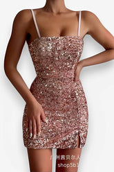 Robe mini à bretelles et sequins