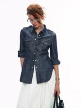 Chemise en jean style militaire