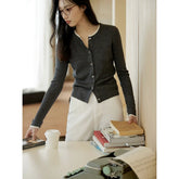Gilet boutonné avec doublure blanche