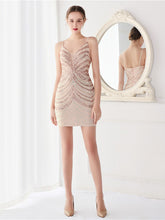 robe de soirée courte à perles dégradées ondulées