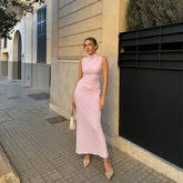 Robe midi élégante plissée unie