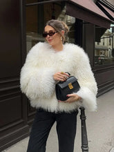 Manteau d'hiver court en fausse fourrure duveteuse