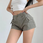 Short rayé en maille taille basse