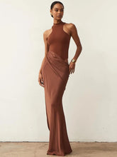 Robe longue moulante sans manches, dos nu et unie