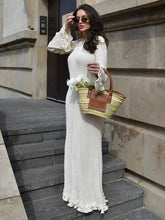 Robe longue plissée en maille ondulée et dentelle