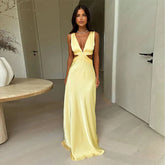 Robe longue fendue à décolleté plongeant en V