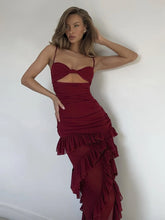 Robe de soirée sans manches à volants en résille et dos nu