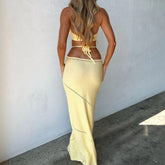 Robe moulante dos nu en maille ajourée