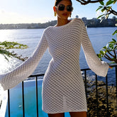 Robe de plage mini dos nu en maille ajourée