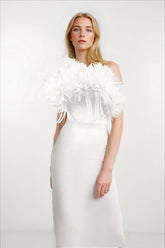 Robe de soirée élégante blanche à fleurs, coupe ajustée, bandage