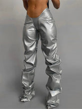 Pantalon taille basse en similicuir à volants