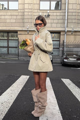 Manteau ample et polyvalent à ceinture cintrée
