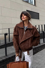 Veste courte élégante en mélanoïde