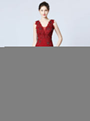Robe de soirée longue ornée d'appliqués et de perles, faite à la main 