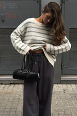 Pull basique oversize rayé en maille légère
