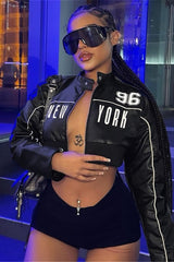 Veste en cuir slim courte zippée à empiècements imprimés