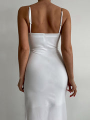 Robe moulante à bretelles fendue 