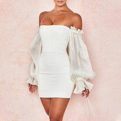 Robe de cocktail bustier à manches longues 