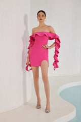 Robe bandage mini à volants épaules dénudées Nessa - Rose