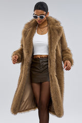 Manteau long chaud et tendance en fausse fourrure à col large