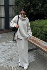 Pull oversize décontracté et minimaliste à col roulé