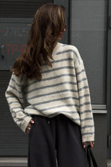 Pull basique oversize rayé en maille légère