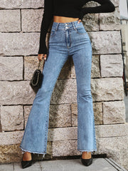 Pantalon en jean décontracté à bords effilochés 