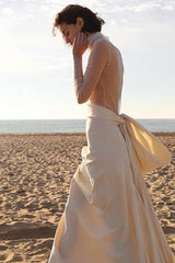 Sous-couche à col roulé en tulle de soie et dentelle transparente