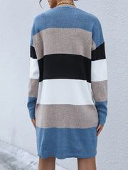 Robe pull en laine bleue 