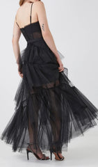 Robe de soirée longue en tulle à volants étagés
