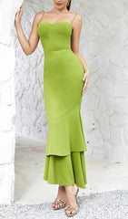 Robe longue à bretelles et coupe sirène verte