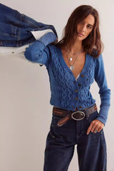 Cardigan à col en V, grosse maille torsadée et boutons brodés