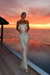 Robe de soirée maxi moulante dos nu à bretelles et strass