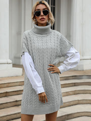 robe en maille unie à col montant 