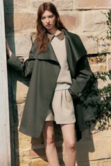 Trench-coat mi-long à col large et à un bouton, coupe ample