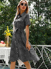 robe longue unie à pois blancs 