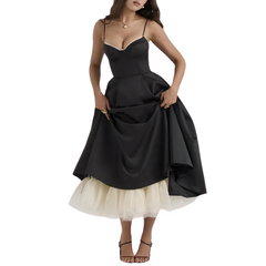 Robe classique avec accents de tulle