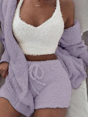 Ensemble en maille douce : crop top, short, manteau long