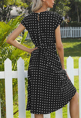Robe à pois et manches courtes