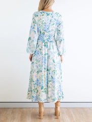 Robe à imprimé floral et taille froncée 