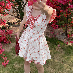 Robe à carreaux fleuris à manches volantes
