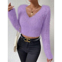 Pull court slim en peluche à col en V