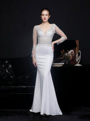 robe de soirée en dentelle à manches longues